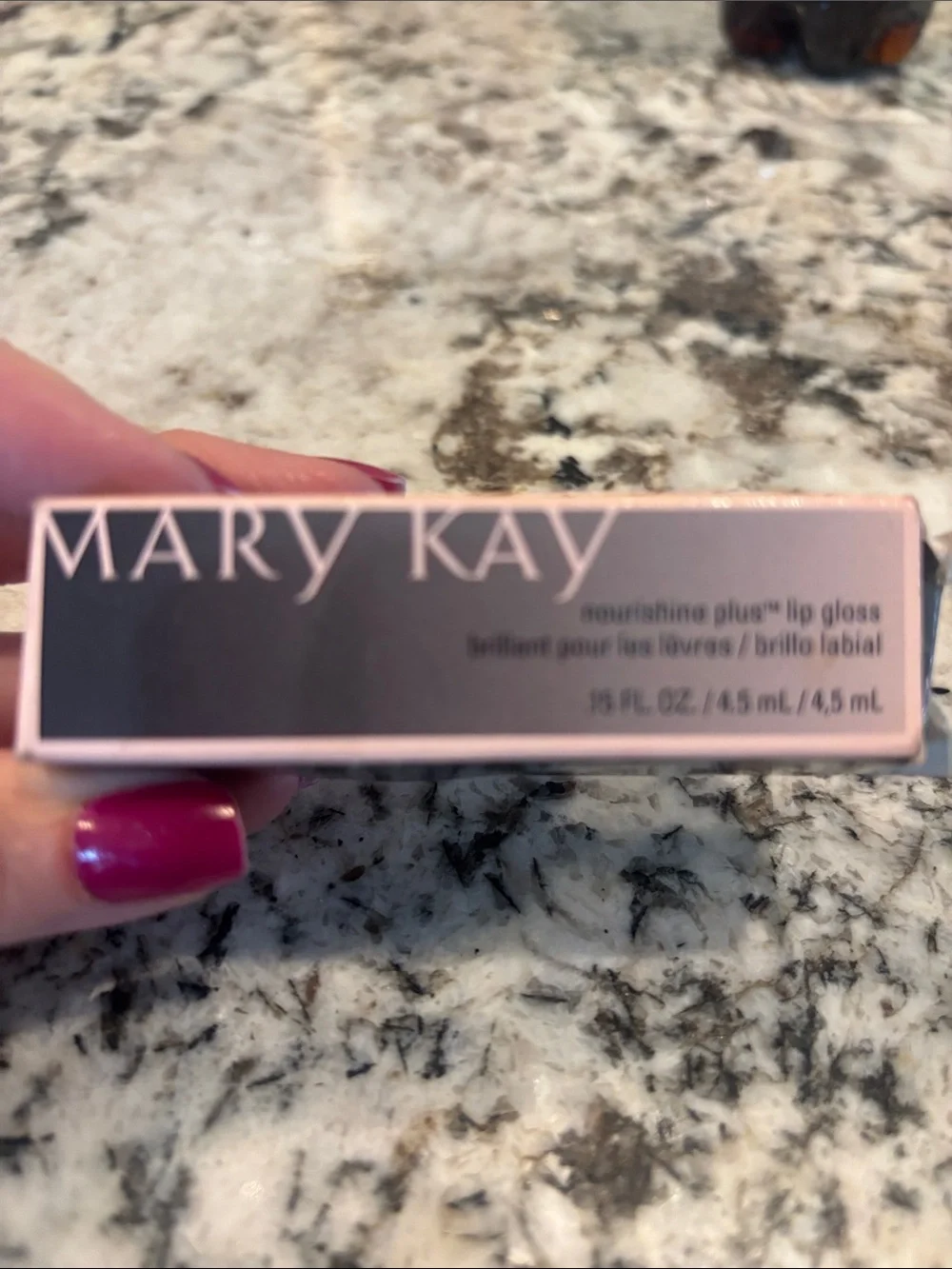 Mary Kay Nourishing Plus Lip stick Gloss - Sparkle Berry